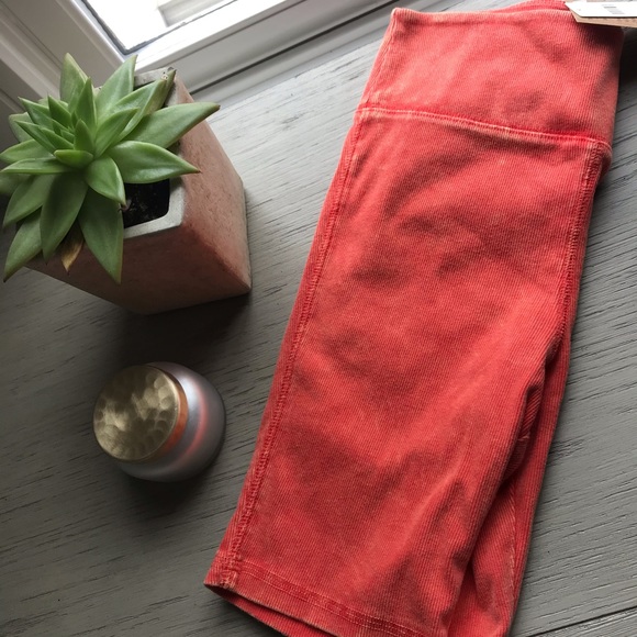 Anthropologie Kimmy biker short - Picture 4 of 8